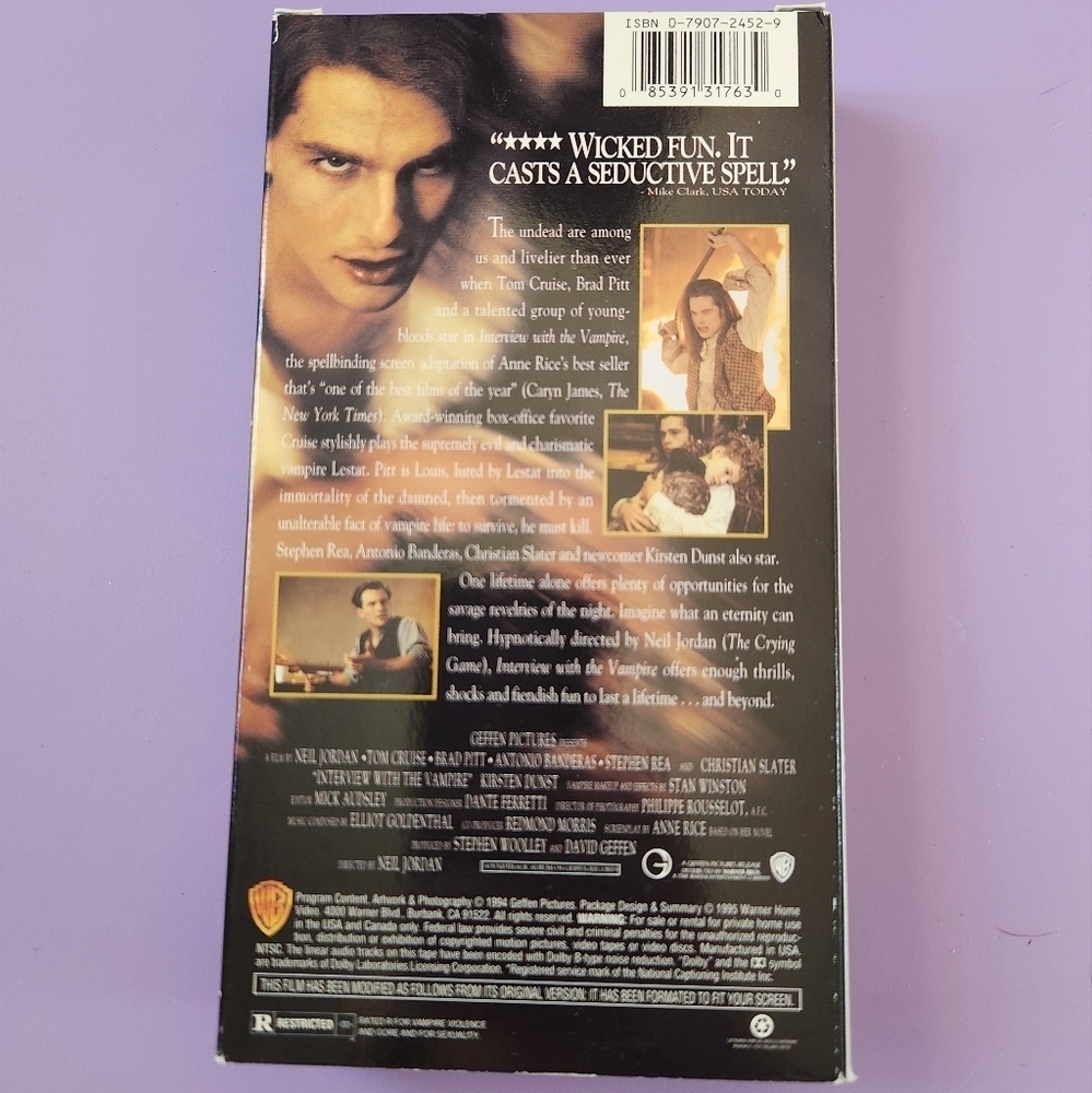 VHS Interview With a Vampire - Picture 2 of 6